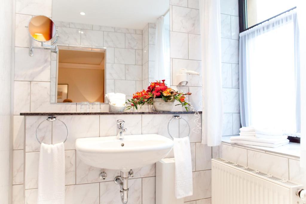 Hotel Weisses Ross Marienberg Δωμάτιο φωτογραφία